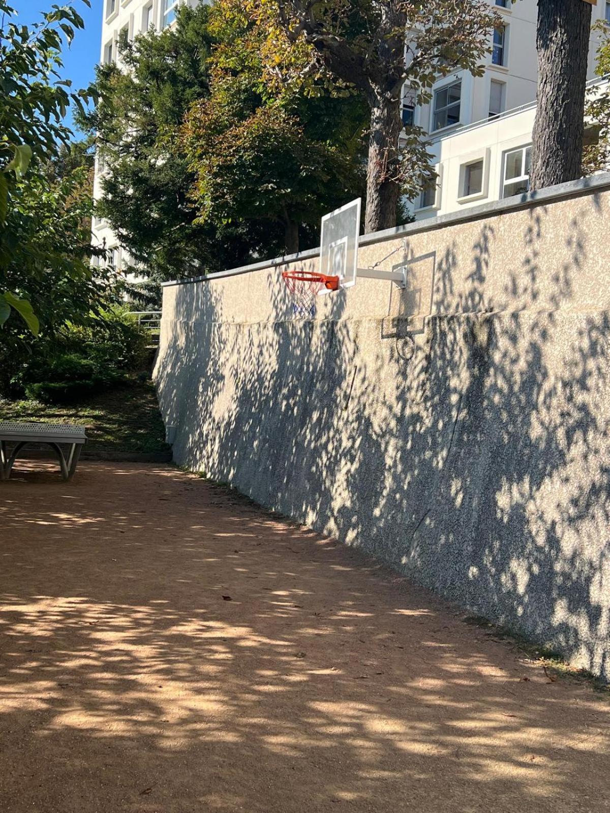 Chambre Dans Les Hauteurs De Lyon Proche Fourviere Chez L Hote Kültér fotó