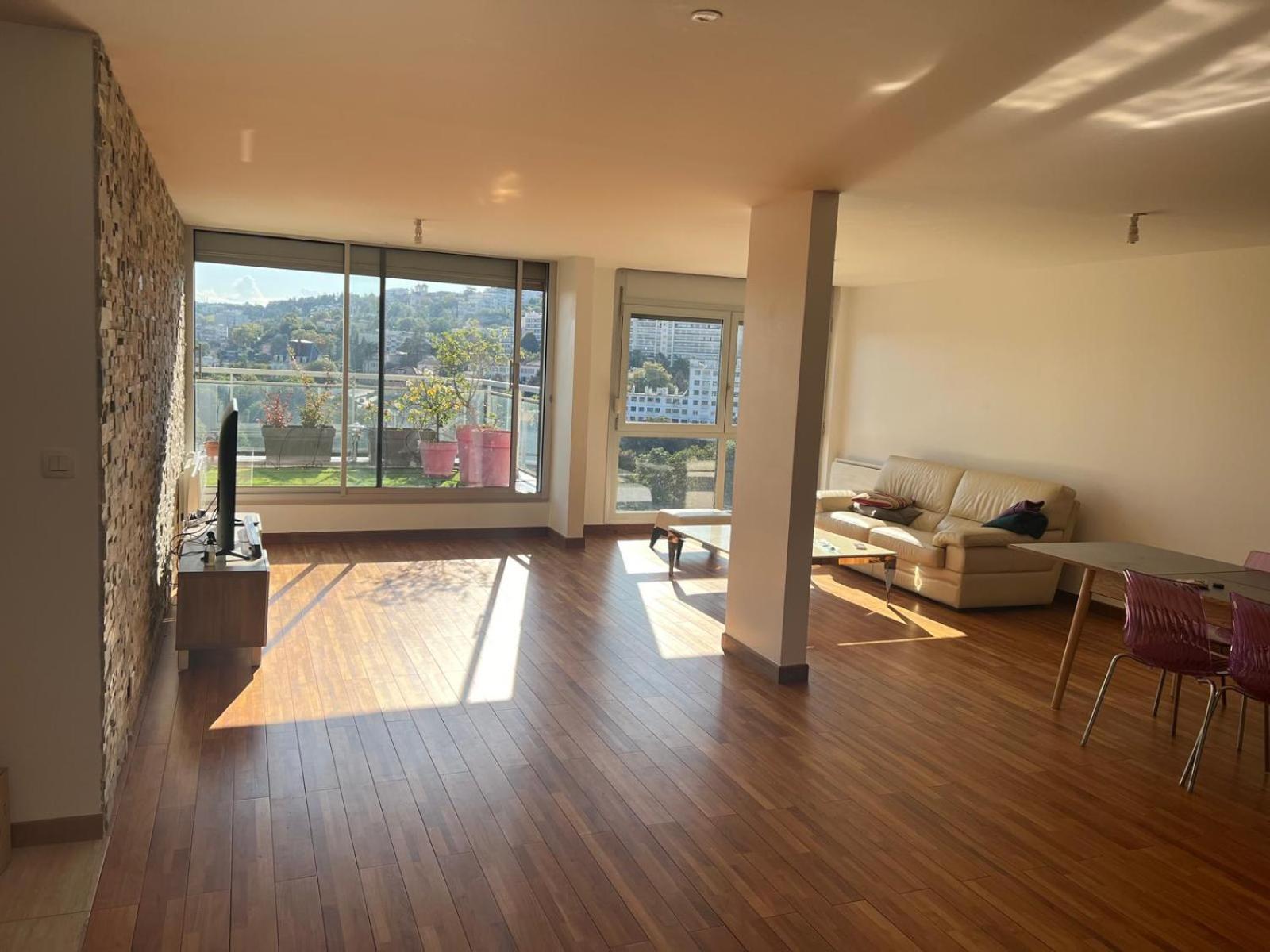 Chambre Dans Les Hauteurs De Lyon Proche Fourviere Chez L Hote Kültér fotó